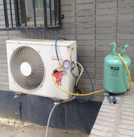 解放空调加氟