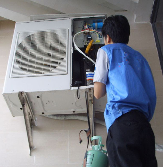 解放空调开机无反应维修